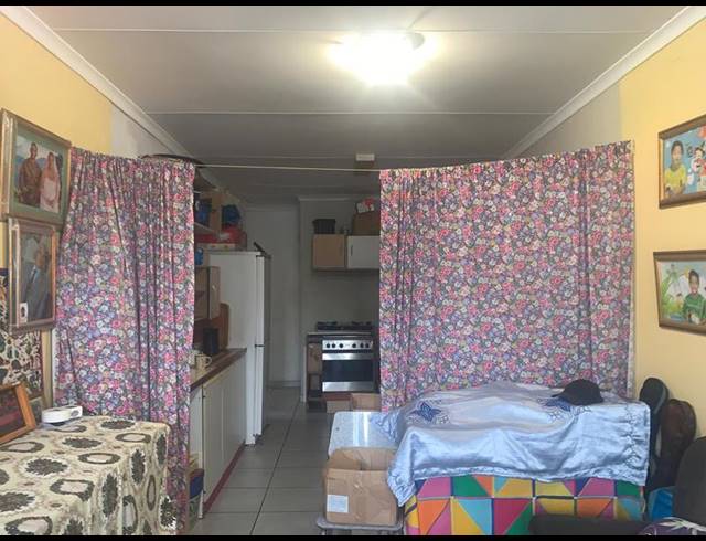 2 BEDROOM HOUSE FOR SALE IN SILWOOD HEIGHTS